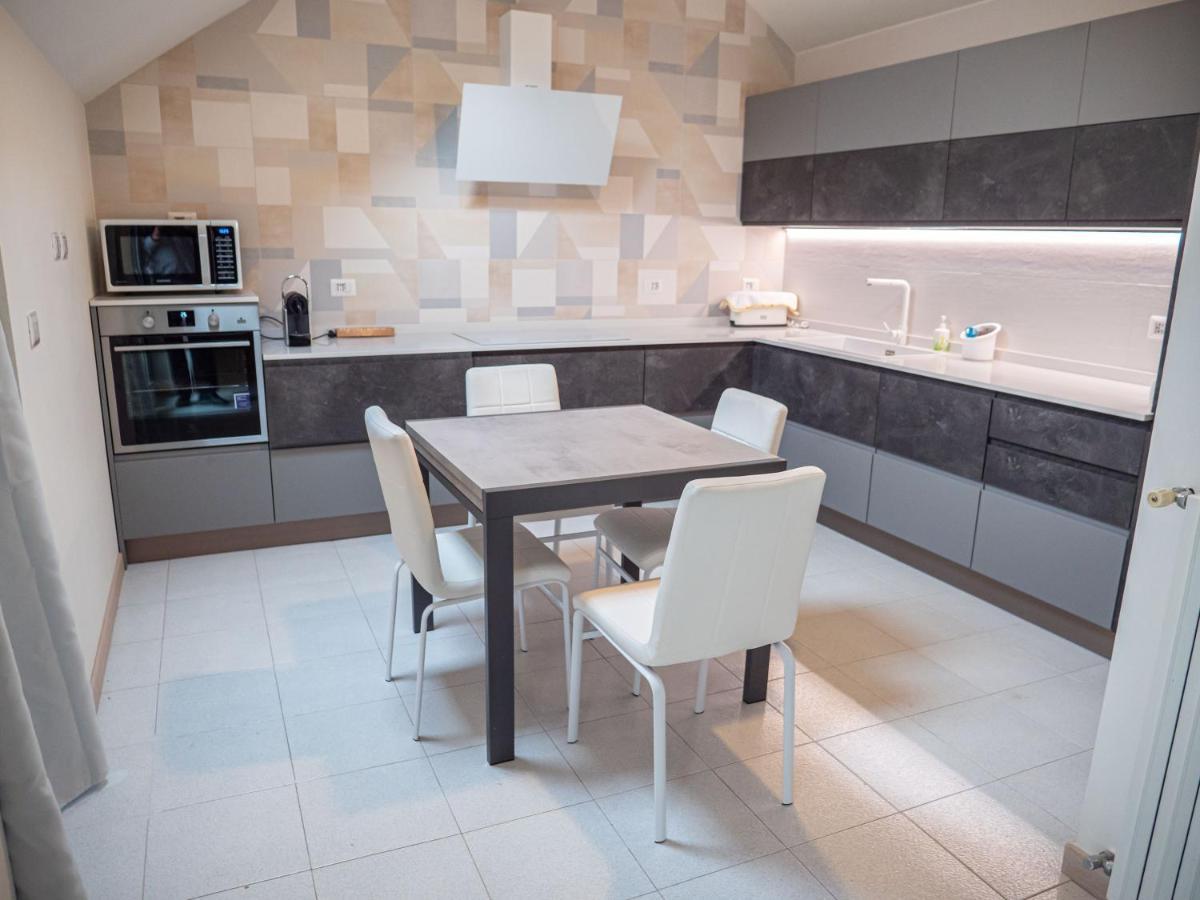 Comfy Penthouse Apartment Milan Exterior photo